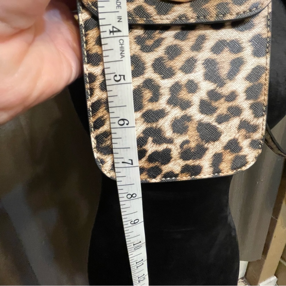 NWOT Leopard print vegan leather crossbody purse Cracker Barrel - Picture 9 of 10